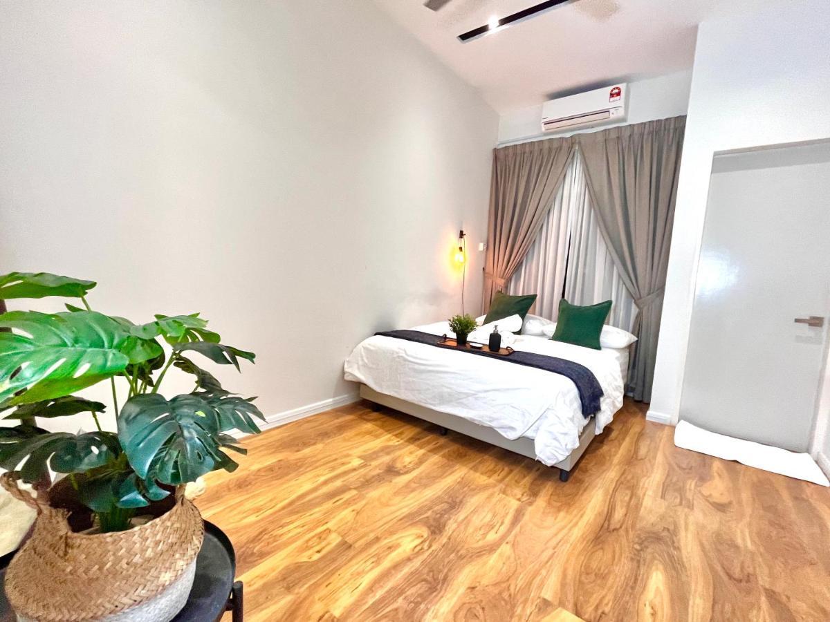 Luxury 2-Storey Terrace House Near Ioi City Mall 普特拉贾亚 外观 照片