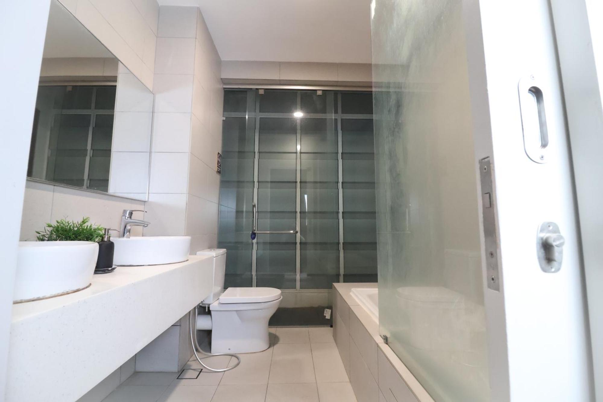 Luxury 2-Storey Terrace House Near Ioi City Mall 普特拉贾亚 外观 照片